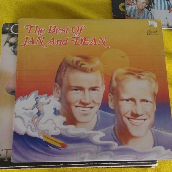 The Best of Jan and Dean Vinyl Record - Picture 1 of 2